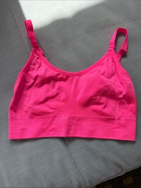 Diadora sports bra NEW